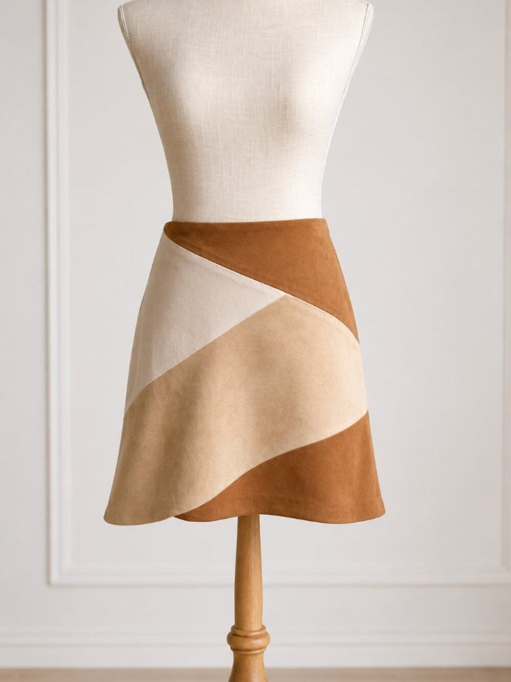 THML Elegant Brown, Tan, and Cream Faux Suede Skirt Women's Size Medium NWT